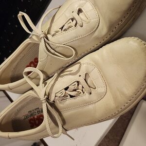 SAS Traveler Lace Up Moc in Bone 10.5S